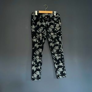 American Eagle size 6 stretch jeans, flower motif